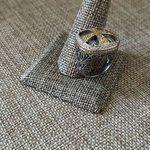 Gold and Silver Cross Ring Size 8 - Picture 9 of 11